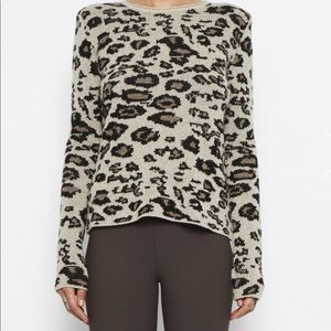 100% CASHMERE CREW NECK LEOPARD / CHEETAH POPPY